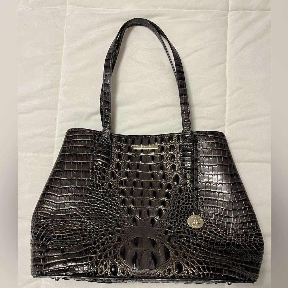 BRAHMIN JULIAN GRAPHITE W GOLD ACCT-MELBOURNE CROC EMBOSSED LEATHER SHOULDER BAG